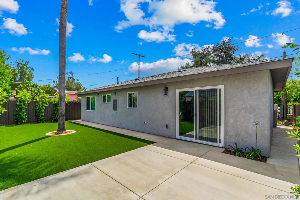 227 10th Ave - photo 4