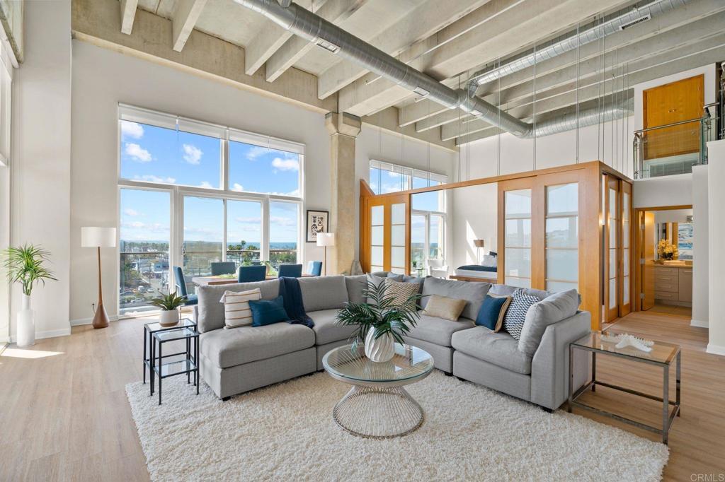 550 Seagaze Drive - photo 5