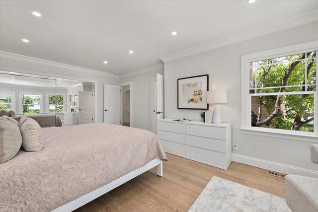 1107 Palm Avenue, San Mateo CA: https://media.crmls.org/mediaz/5d790c1a-78d2-42c8-97e6-b120a7584780.jpg