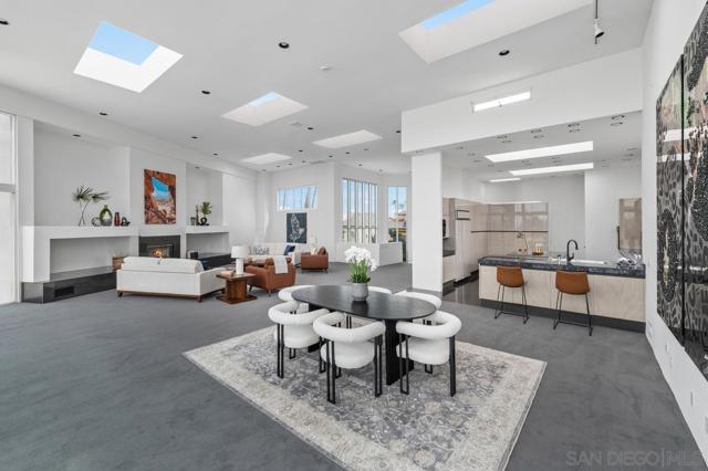 Image 12 of 50 For 25 Green Turtle Rd