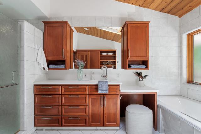 3160 Louis Road, Palo Alto CA: https://media.crmls.org/mediaz/5d79cbbd-0220-4176-aab0-dc5bf3dfe604.jpg