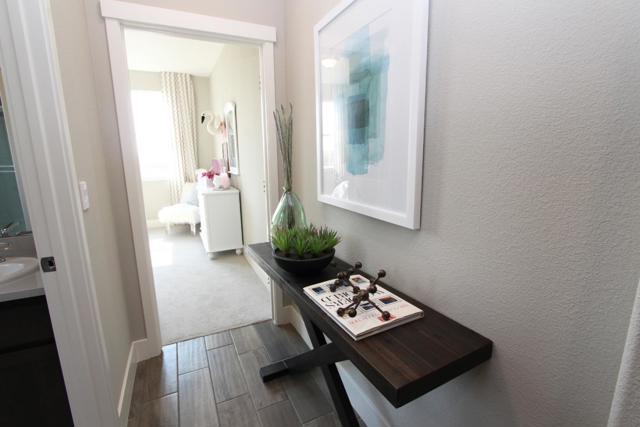 1656 Dolomite Drive, Los Banos CA: https://media.crmls.org/mediaz/5d7b5020-5e75-46f1-9f7b-86c9cab6eaa5.jpg