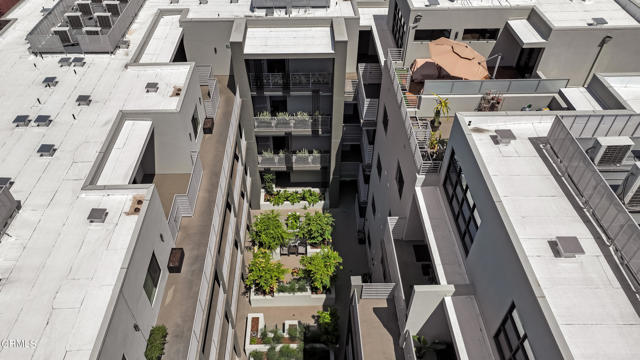 Detail Gallery Image 44 of 46 For 178 S Euclid Ave #402,  Pasadena,  CA 91101 - 2 Beds | 2 Baths