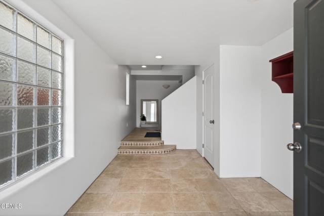 Detail Gallery Image 17 of 57 For 264 Hollywood Bld, Oxnard,  CA 93035 - 4 Beds | 3 Baths