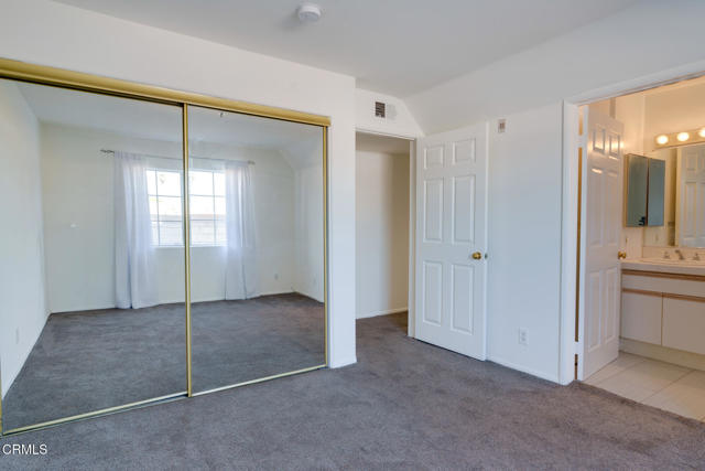 10925 Blix Street, Toluca Lake CA: https://media.crmls.org/mediaz/5d7c9b5b-0df1-456b-890d-8cfbb0d5a10c.jpg