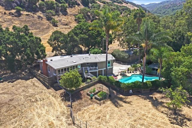 20846 Almaden Road, San Jose CA: https://media.crmls.org/mediaz/5d7cf8d6-0790-494d-a2c0-200091171046.jpg