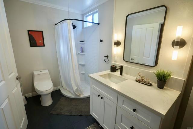 6206 Caminito Salado, San Diego CA: https://media.crmls.org/mediaz/5d7e569d-dbb9-4e18-af03-a1f223f5adc7.jpg