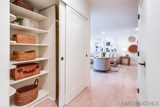 2223 Caminito Preciosa Sur, La Jolla CA: https://media.crmls.org/mediaz/5d7e873e-ca6e-43e0-b812-bf80c37a6ba2.jpg