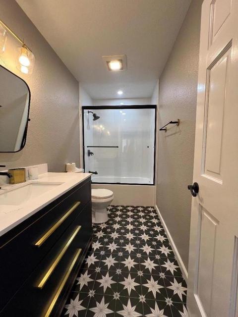 8613 Elk Way, Elk Grove CA: https://media.crmls.org/mediaz/5d7f3822-d7fb-442c-a7bb-222b1ba643bb.jpg