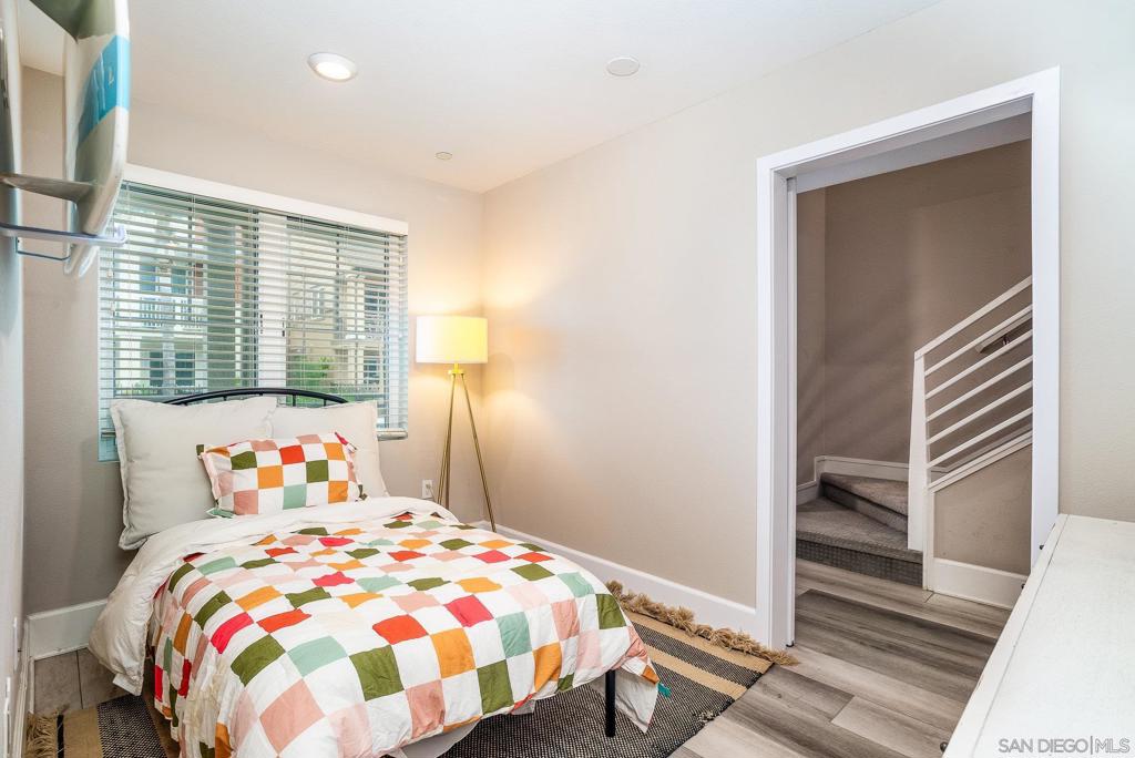 807 Santa Barbara Pl - photo 8