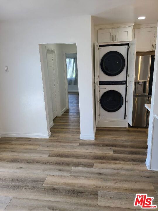 561 N Sweetzer Avenue, West Hollywood CA: https://media.crmls.org/mediaz/5d819b13-ee15-4271-9c21-e0302d62ab23.jpg
