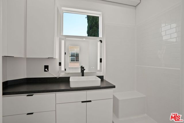 1716 Lodgepole Road, San Marcos CA: https://media.crmls.org/mediaz/5d829df8-c256-45ba-b15e-a4f6fdafea9e.jpg