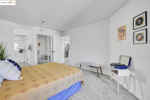 Image 22 of 45 For 545 Pierce St  2410