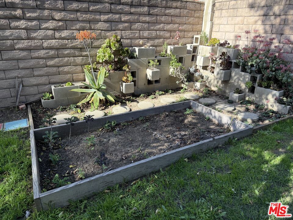 MLS #25496729 image #18