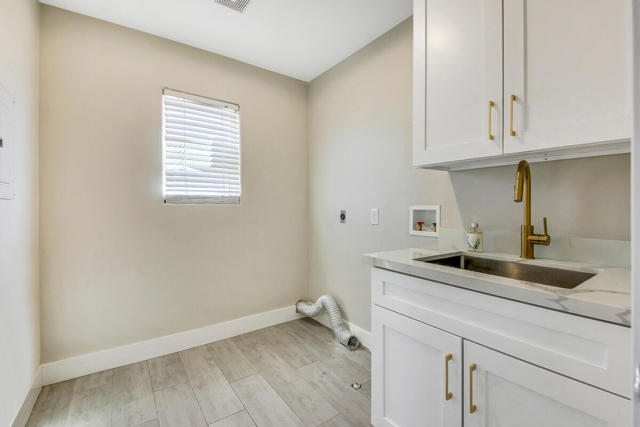 Image 19 of 39 For 37769 Thurne Street