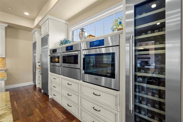 21 Bigleaf Road, Orinda CA: https://media.crmls.org/mediaz/5d84128c-f7fa-46bc-a911-e09b85dd3da5.jpg