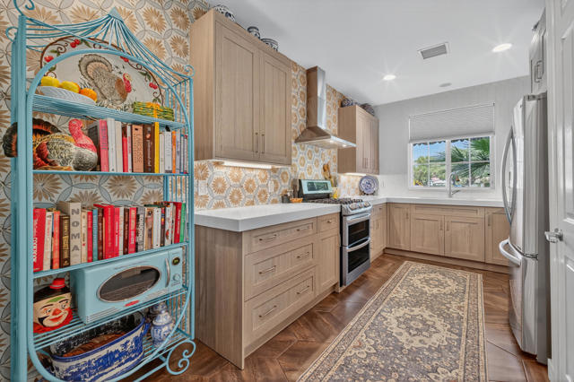 31560 Calle Agate, Cathedral City CA: https://media.crmls.org/mediaz/5d88abad-5588-44bd-ab34-171c3855634a.jpg