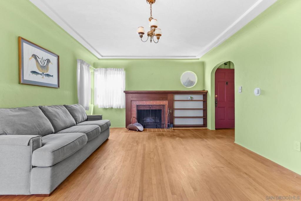 2330 Bancroft - photo 4