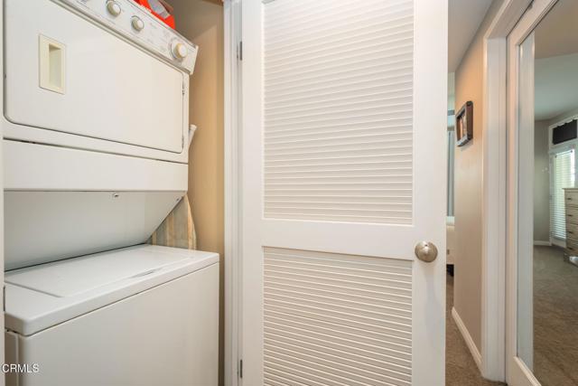 4256 Tradewinds Drive, Oxnard CA: https://media.crmls.org/mediaz/5d8a3ce2-e619-4f39-a25b-3b848d37401e.jpg