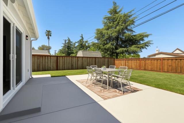 1591 Glazier Drive, Concord CA: https://media.crmls.org/mediaz/5d8ad476-4e85-49fd-836c-f428d8d3faaf.jpg