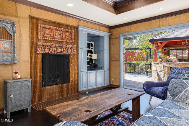 Detail Gallery Image 9 of 48 For 4953 Alta Canyada Rd, La Canada Flintridge,  CA 91011 - 4 Beds | 3/1 Baths