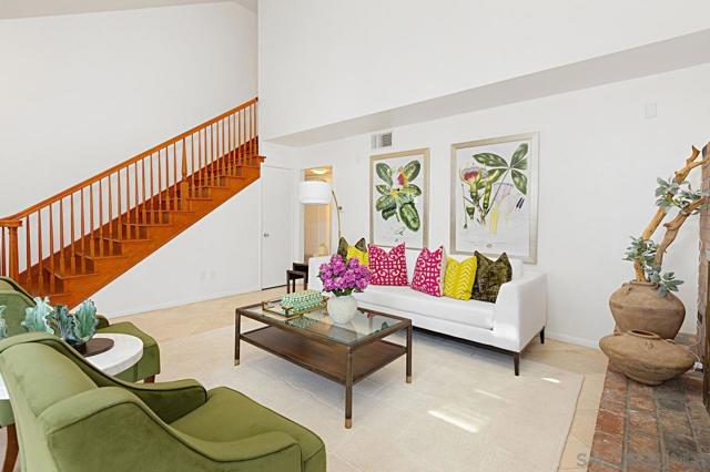 4755 Cather Ave, San Diego CA: https://media.crmls.org/mediaz/5d8e9226-f4d2-4646-bb24-c052237474d2.jpg