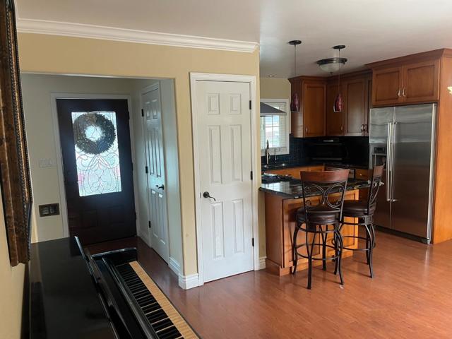 728 Saratoga Drive, Salinas CA: https://media.crmls.org/mediaz/5d8ef2d2-9fa7-4145-ac83-c7bb17eeaf50.jpg