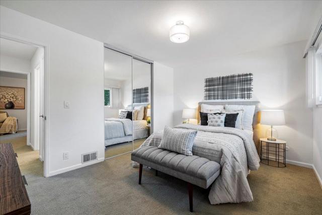 125 Connemara Way, Sunnyvale CA: https://media.crmls.org/mediaz/5d8f421d-ebcd-4a5c-b33b-18439990f964.jpg