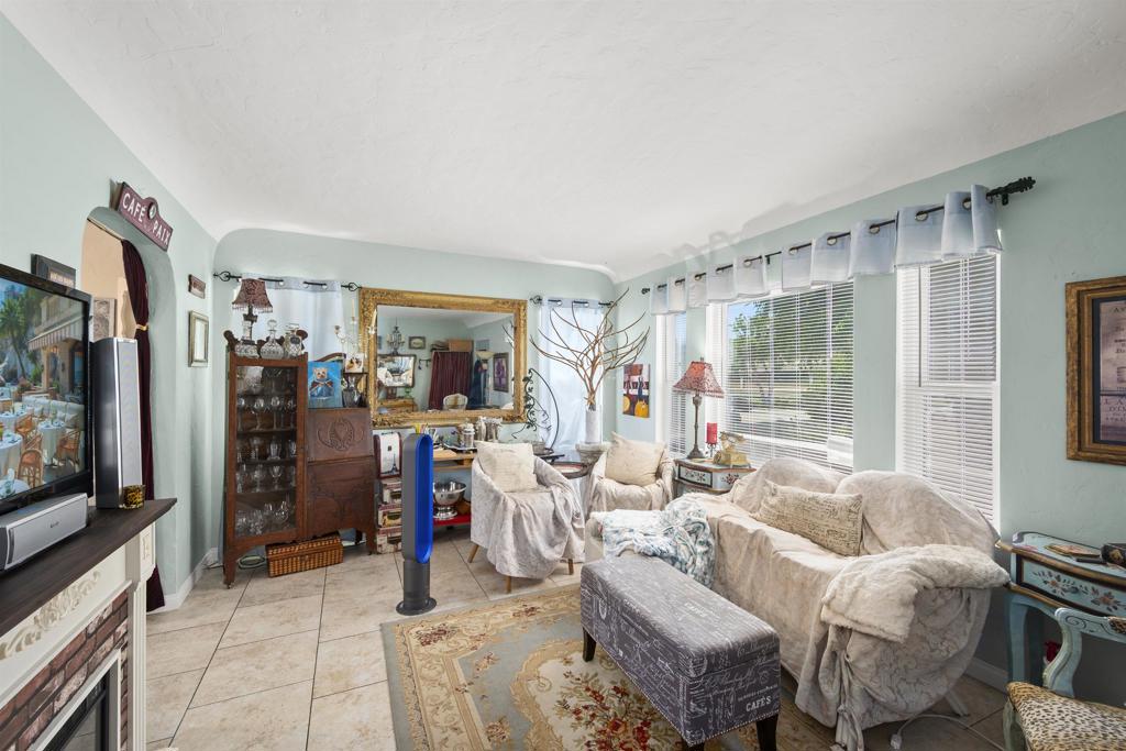 MLS #250032533SD image #41