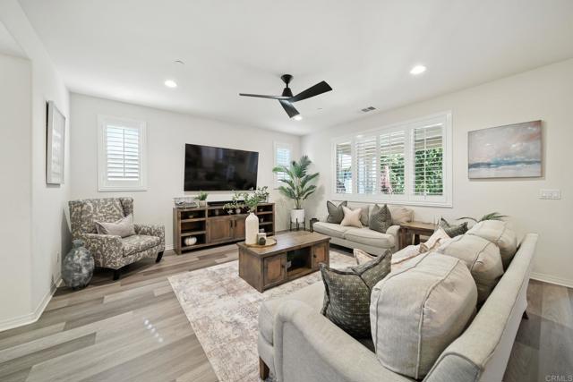 232 Reserve Court, San Marcos CA: https://media.crmls.org/mediaz/5d907457-1a4b-4993-a321-251cde34ad76.jpg