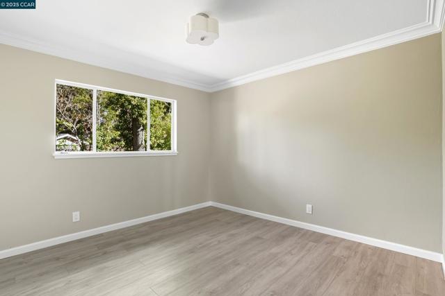 1016 Stone Valley Rd, Alamo CA: https://media.crmls.org/mediaz/5d9089c0-3b7f-489d-8e3c-45bd060824bb.jpg