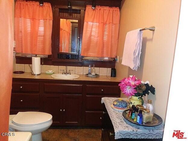Detail Gallery Image 7 of 12 For 4120 4122 S Harvard Bld, Los Angeles,  CA 90062 - – Beds | – Baths