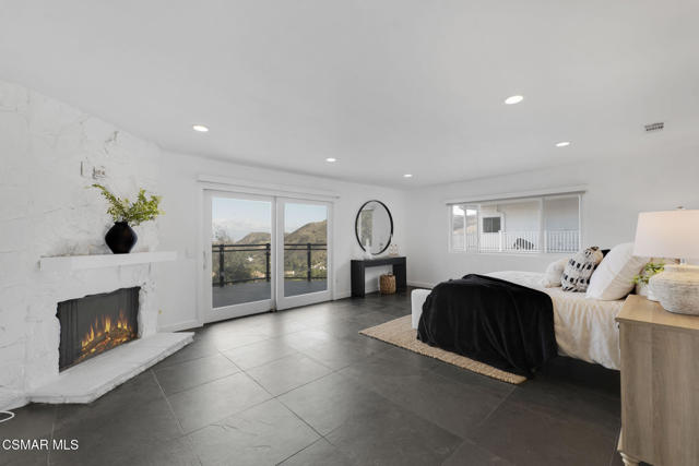 54 Saddlebow Road, Bell Canyon CA: https://media.crmls.org/mediaz/5d93932c-f495-4865-a26b-6de26599a430.jpg