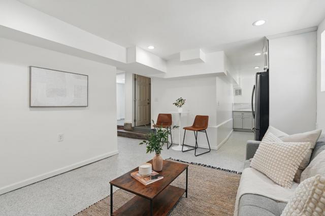 2408 Bartlett Street, Oakland CA: https://media.crmls.org/mediaz/5d941fee-c85e-4c54-beef-8d1d0ac5091c.jpg