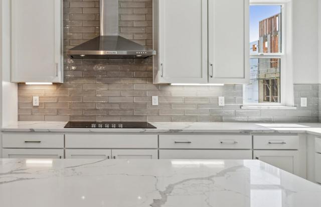 2512 Sage Street, San Mateo CA: https://media.crmls.org/mediaz/5d9470e7-f85d-46da-9f5e-9fe78d4e5b0e.jpg