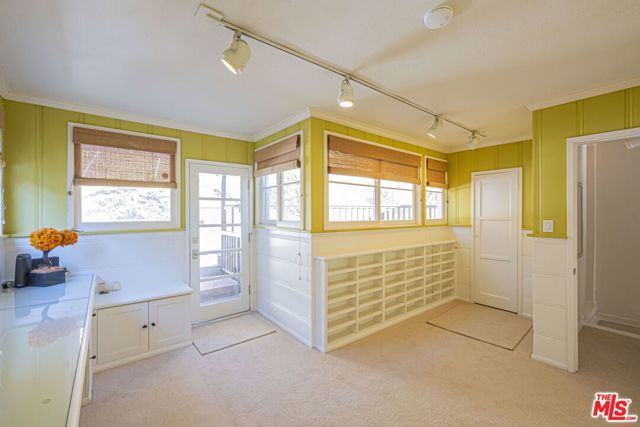 2318 Canyon Drive, Los Angeles CA: https://media.crmls.org/mediaz/5d947db6-1975-4e3f-b750-667366b7b74b.jpg
