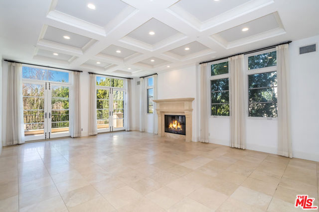 2167 Sheringham Lane, Los Angeles CA: https://media.crmls.org/mediaz/5d9481b3-adc6-400a-908f-24369076083d.jpg