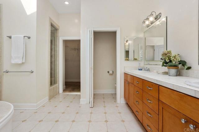 1101 York Dr., Vista CA: https://media.crmls.org/mediaz/5d9542f1-bf0d-4783-8d3c-591ef19c6063.jpg
