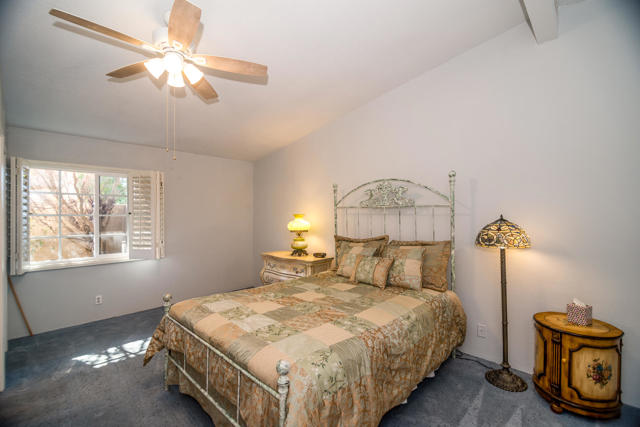74042 Catalina Way, Palm Desert CA: https://media.crmls.org/mediaz/5d954392-e2b4-488c-90a4-e705607d85e7.jpg