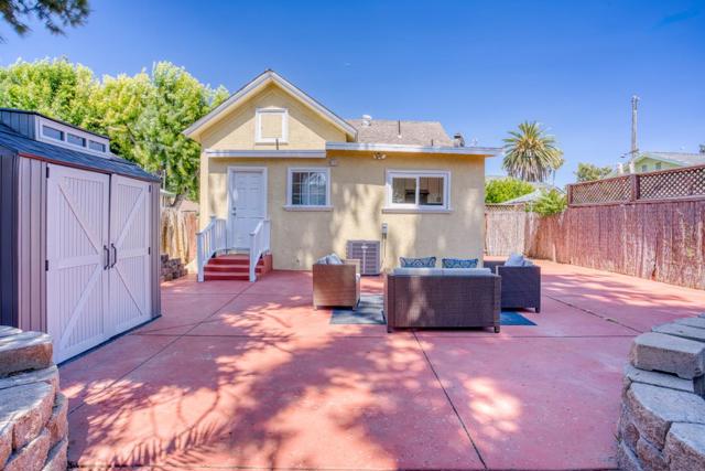 209 N 16th Street, San Jose CA: https://media.crmls.org/mediaz/5d95e928-508c-4d41-a221-567b84a0581d.jpg