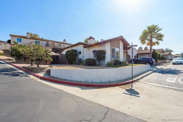 1268 Sundown Gln, Escondido, California 92026, 2 Bedrooms Bedrooms, ,2 BathroomsBathrooms,Single Family Residence,For Sale,Sundown Gln,240021745SD