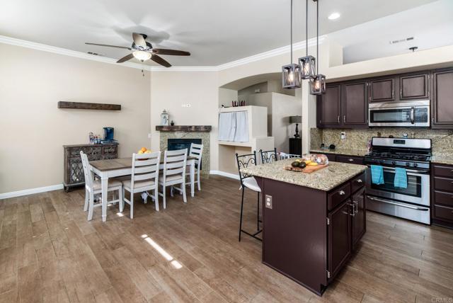 Detail Gallery Image 7 of 40 For 39528 Montebello Way, Murrieta,  CA 92563 - 5 Beds | 2 Baths