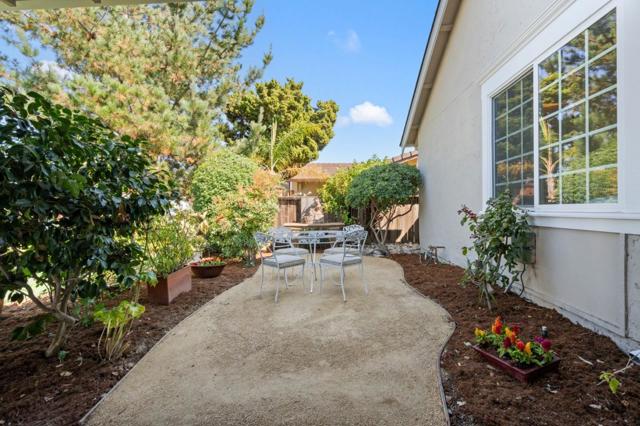 Image 2 of 50 For 577 Anchor Circle