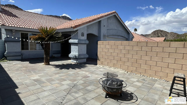 51905 Avenida Rubio, La Quinta CA: https://media.crmls.org/mediaz/5d98e85b-e588-4e13-9b4c-4115607a7851.jpg
