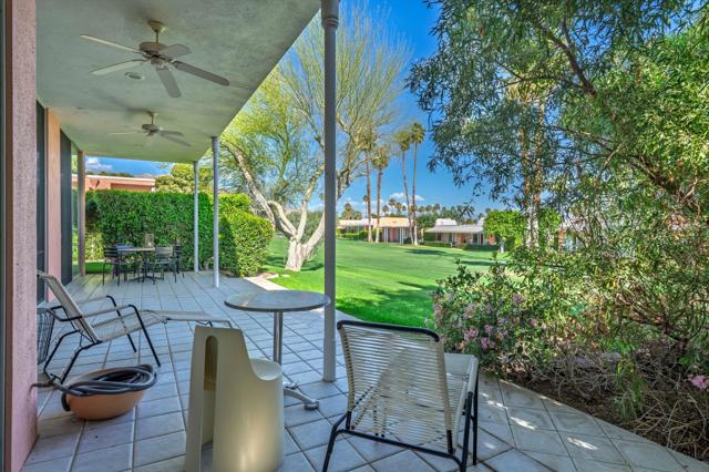 47314 Abdel Circle, Palm Desert CA: https://media.crmls.org/mediaz/5d99c6ad-3da3-49f5-8f83-7621be4c137e.jpg