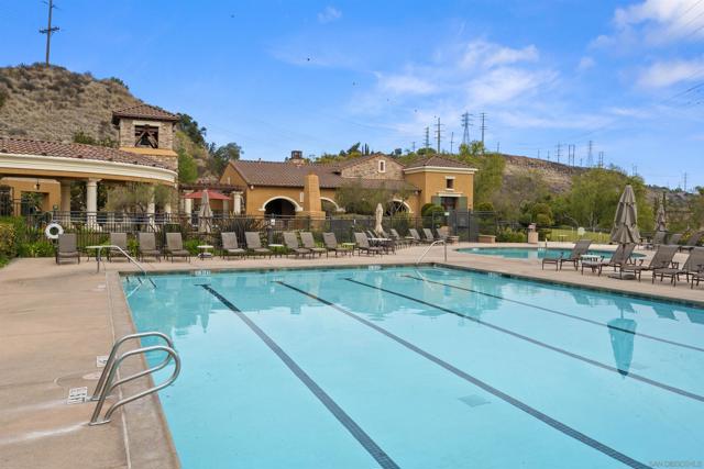 2517 Escala Circle, San Diego CA: https://media.crmls.org/mediaz/5d9a56a4-9e7d-494f-9dba-d32dc49ccec4.jpg