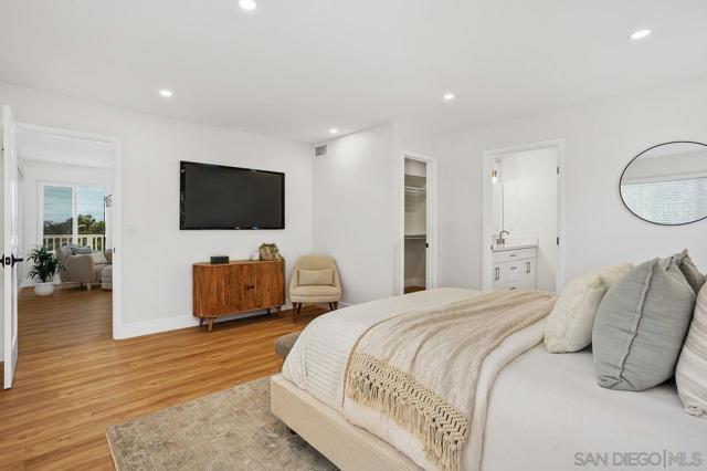 1717 Archer Street, San Diego CA: https://media.crmls.org/mediaz/5d9a9285-d704-472e-bb41-41822330a1d6.jpg