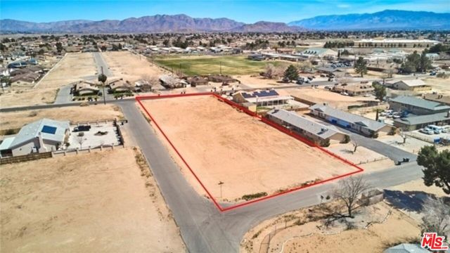 0 Straight Arrow Road, Apple Valley CA: https://media.crmls.org/mediaz/5d9aa9e3-95ec-42c7-b1b6-6402f76f32fb.jpg