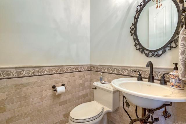 11558 Creek Road, Poway CA: https://media.crmls.org/mediaz/5d9b5237-3a1e-486a-9d7d-ffe3806c8784.jpg