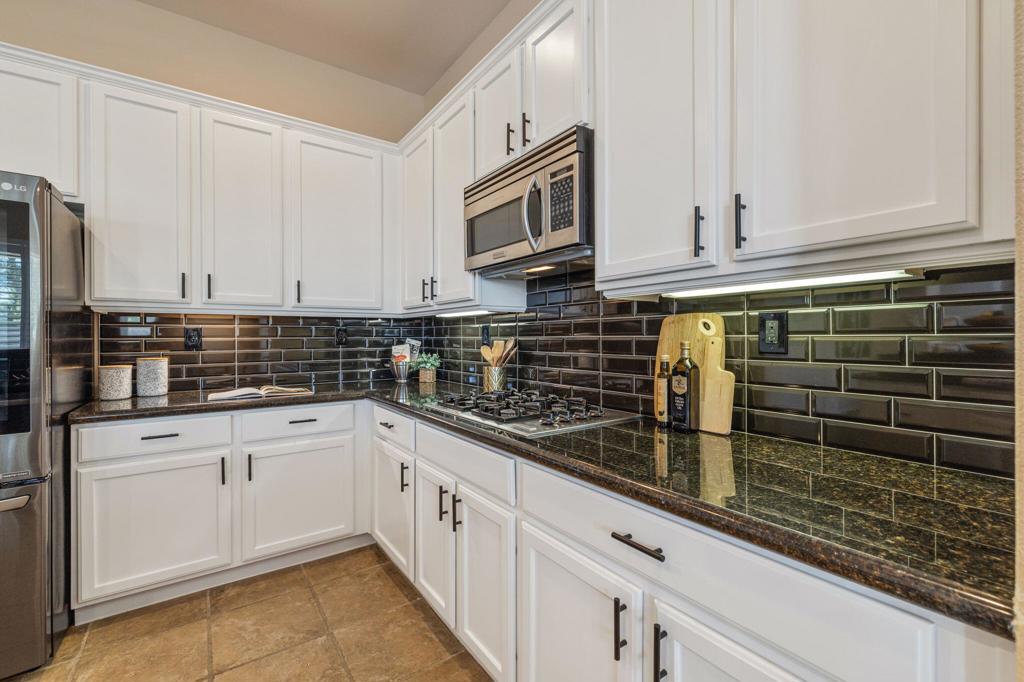 MLS #219141626DA image #3